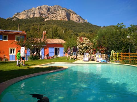 Property building, Natural landscape, Mountain view, Pool view, Swimming pool