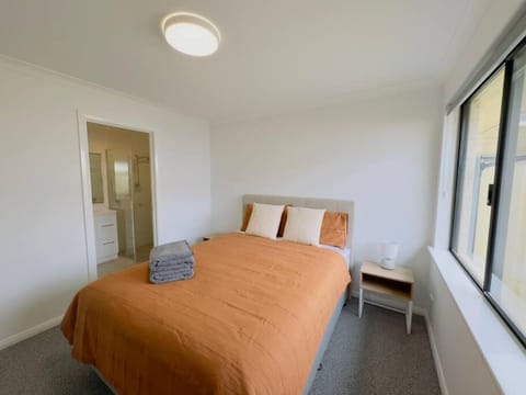 New Unit On Oswald Apartment in Kalgoorlie - Boulder