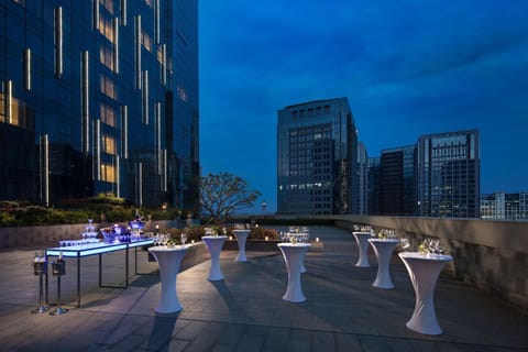 DoubleTree by Hilton Hotel Xiamen - Wuyuan Bay Hotel in Xiamen