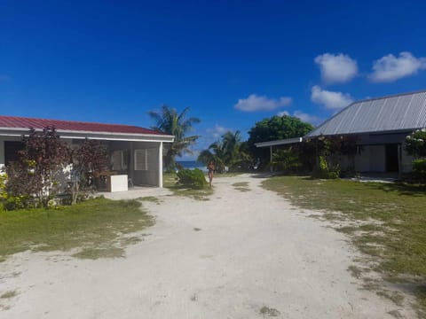 Bungalow Spot de Surf House in French Polynesia