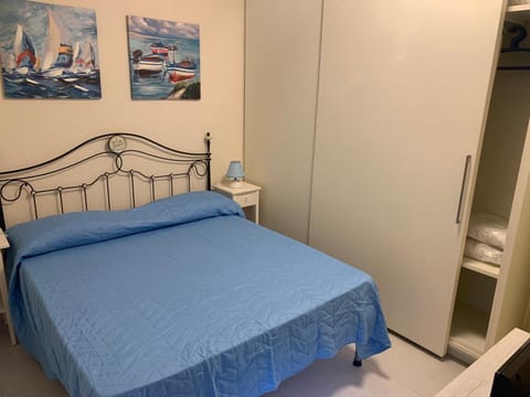 LucevanLeStelle - Full Comfort Quiet Apartment by the Promenade Apartment in Viareggio