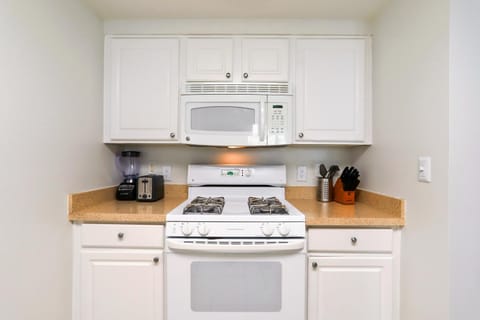 dishwasher, microwave, stove, toaster, kitchen