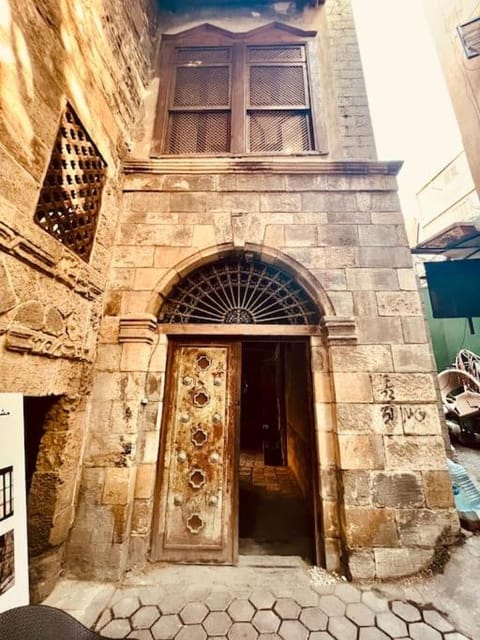 Charming Mamluk Room 7 - Bayt Yakan, Old Cairo Apartment in Cairo