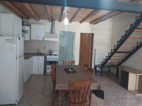 Kitchen or kitchenette, Dining area, oven, stove