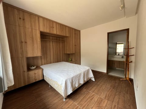 Espaço inteiro com 3 quartos não compartilhado com outros no centro House in Miguel Pereira