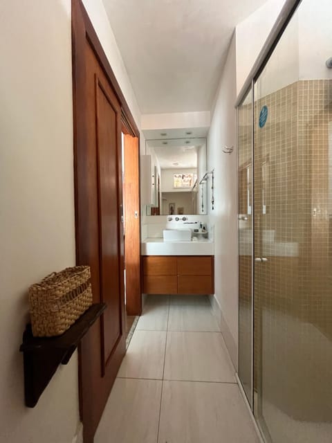 Espaço inteiro com 3 quartos não compartilhado com outros no centro House in Miguel Pereira