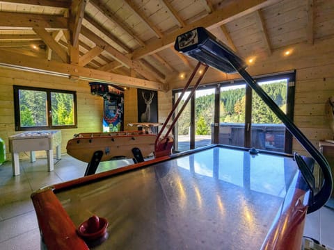 Chalet familial spacieux avec spa, sauna et salle de jeux - FR-1-589-750 House in Xonrupt-Longemer