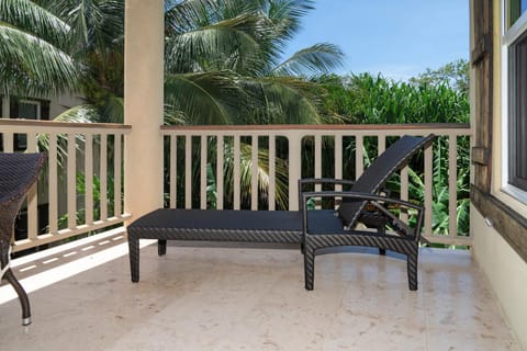 Residences at Barrier Reef 11B Partial Ocean View 2 BR by Stay Floreo House in Corozal District