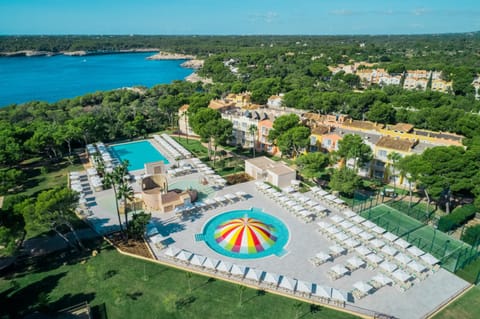 Iberostar Club Cala Barca All Inclusive Hotel in Migjorn