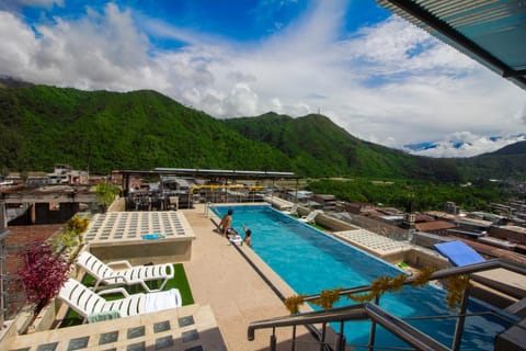 Day, Natural landscape, Mountain view, Pool view, Swimming pool, sunbed