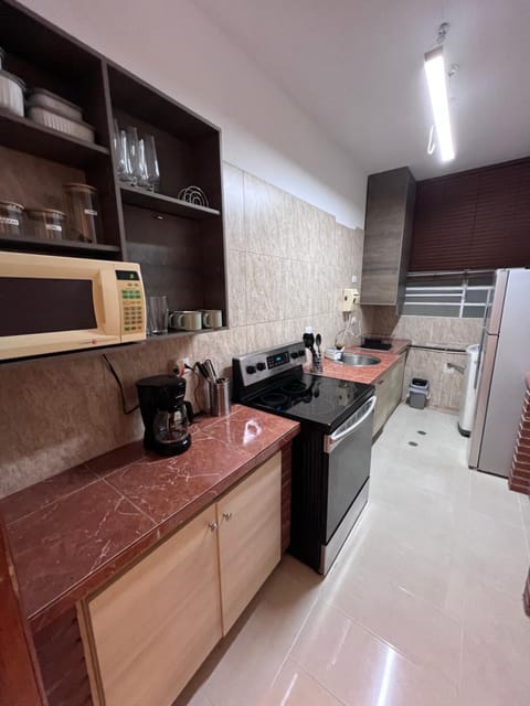 Kitchen or kitchenette, dishwasher, oven, pet friendly, toaster