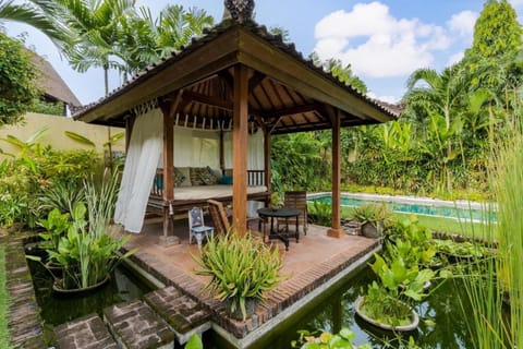 4 BR Brown Horses Private Pool Villa CYN Villa in North Kuta