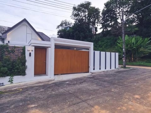 Property building, Neighbourhood, Street view