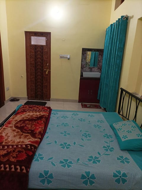 Om Bhawan Bed and Breakfast in Lucknow