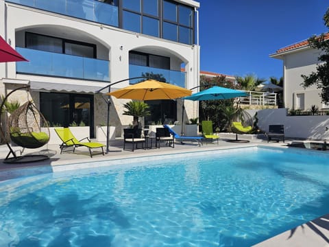 Property building, Pool view, Swimming pool