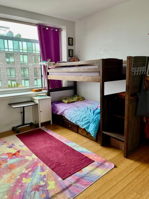 The Kalahari Bunk Bed and Bath Vacation rental in Harlem