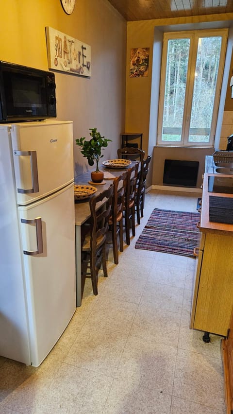 appartement entier, 2 chambres, 7 couchages, tout équipé Apartamento in Landerneau