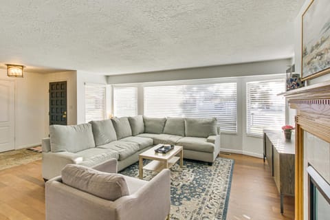 Family Home with Games and Fenced Yard in South Ogden House in Ogden