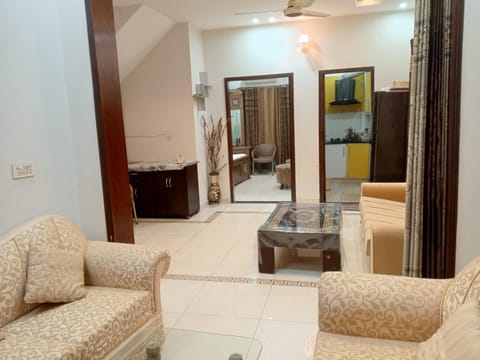 Lasani House Apartment in Lahore