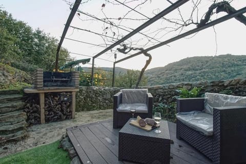 Natural landscape, Balcony/Terrace, Garden view, Mountain view