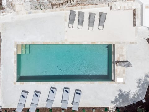 Pool view, Swimming pool, sunbed