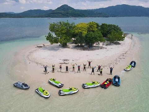 Gili Camp X - Kedis Island Campground/ 
RV Resort in Central Sekotong