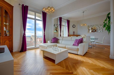 Appartement Vaste Horizon - LRA Cannes Apartment in Cannes