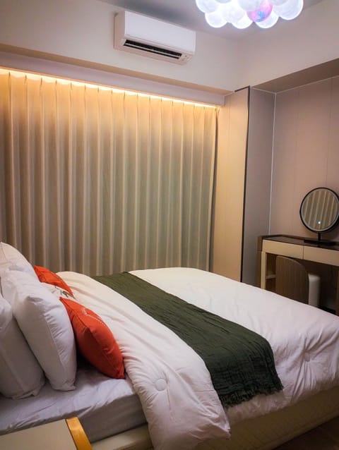 Luxury 2BR Condo at Bayshore Okada Bed and Breakfast in Pasay