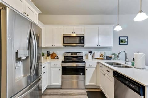 FrontRunner Lehi Station Fully Equipped Kitchen House in Lehi