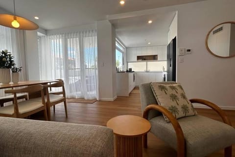 Cove at Cotton Tree - 3 bdrm apt Apartment in Maroochydore