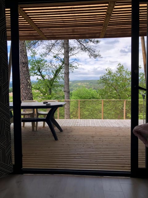 View (from property/room), Balcony/Terrace