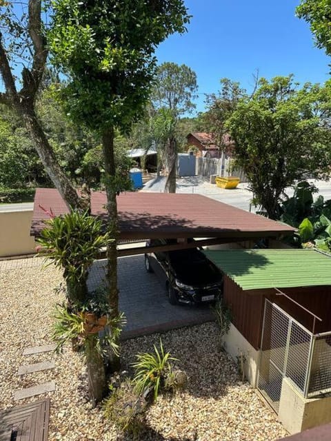 Casa refúgio praia do Estaleiro House in Balneário Camboriú