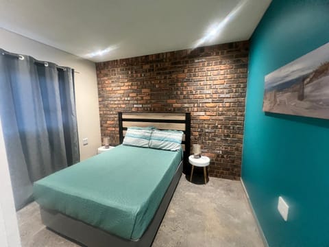 Renown Claire's Hill Bed and Breakfast in Durban