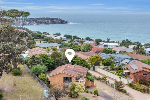 Property building, Neighbourhood, Bird's eye view, Sea view