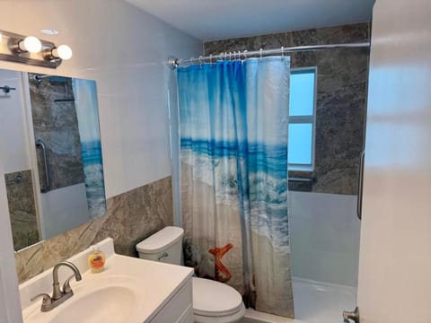 Seashell 7 Apartment in Boynton Beach