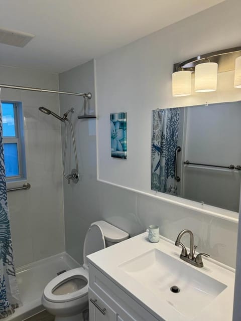 Seashell 6 Apartment in Boynton Beach