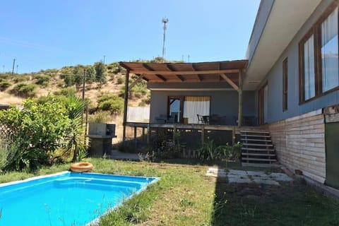 Casa Lago Rapel Hermosa Vista! House in O'Higgins, Chile