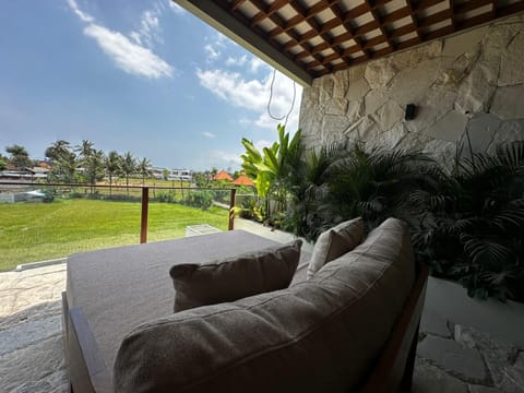 Day, Balcony/Terrace