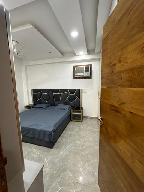 Builder floor Apartment in New Delhi