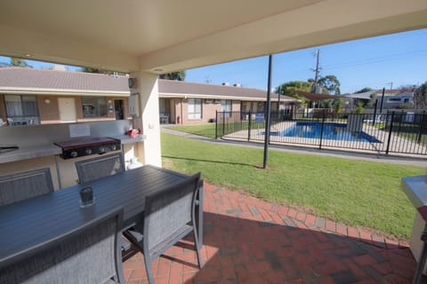 Jacaranda Holiday Units Motel in Swan Hill