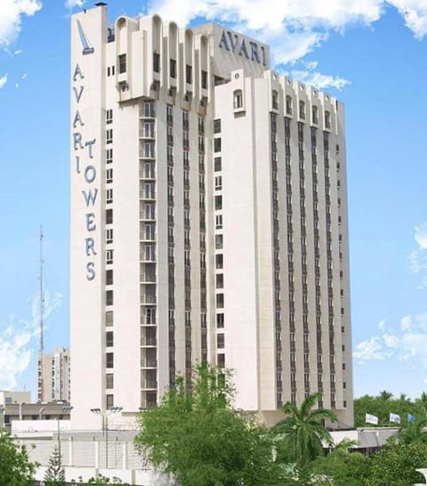 Avari Tower Karachi Hotel in Karachi
