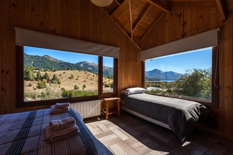 Bed, Photo of the whole room, Lake view, Mountain view, Street view