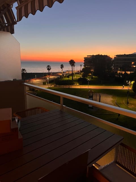 View (from property/room), Balcony/Terrace, Sea view, Sunset