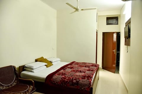 Hotel Ram Lodge nature in Uttarakhand