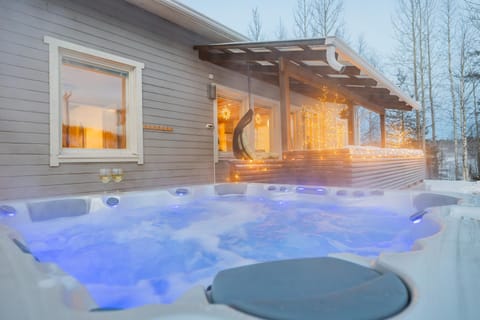 Hot Tub, Open Air Bath