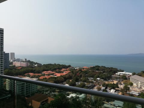 Cosy Beach View Apartments Condo in Pattaya City