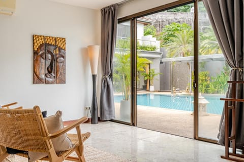 Day, Bedroom, Pool view