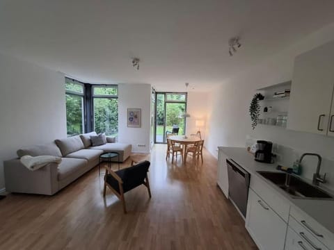 Kitchen or kitchenette, Living room, Seating area