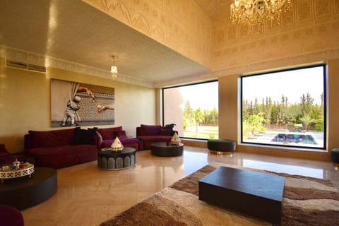 Living room, Pool view