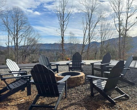 Natural landscape, Mountain view, fireplace, sunbed